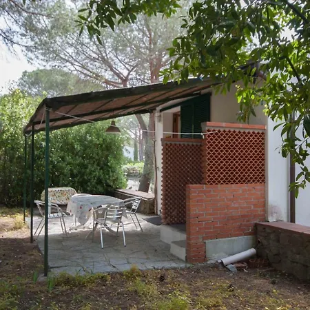 Villette Con Giardino Alla Serra * Марина-ди-Кампо