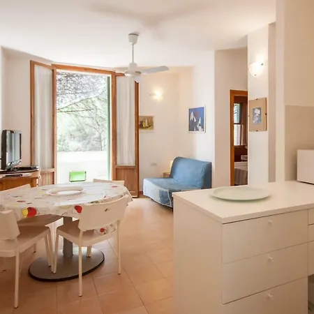 Villette Con Giardino Alla Serra *