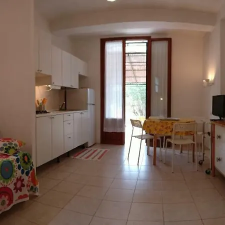 Villette Con Giardino Alla Serra Марина-ди-Кампо
